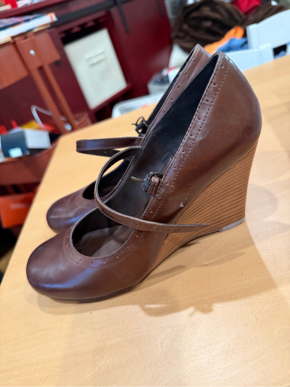 Steve Madden Brown Leather Mary Jane Heels - Picture 2 of 4
